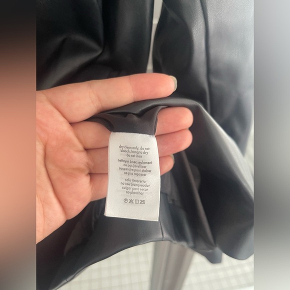 WeWoreWhat Black Faux Leather vegan 90s oversized Jacket coat femme fatale small - Picture 5 of 9